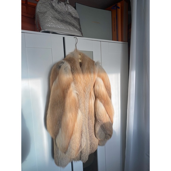 Rare John Ross Original Fox Fur Coat - Picture 10 of 14